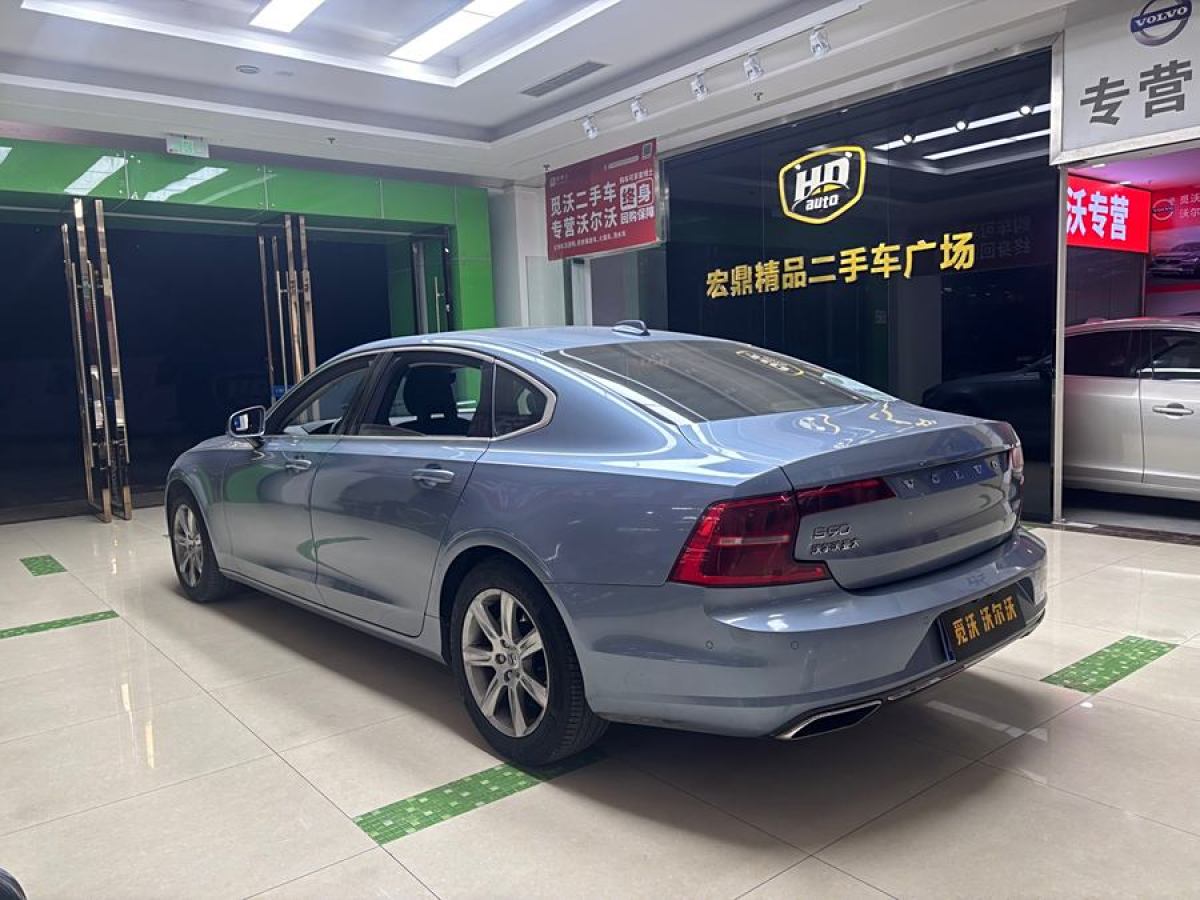 沃爾沃 S90  2018款 T4 智逸版圖片