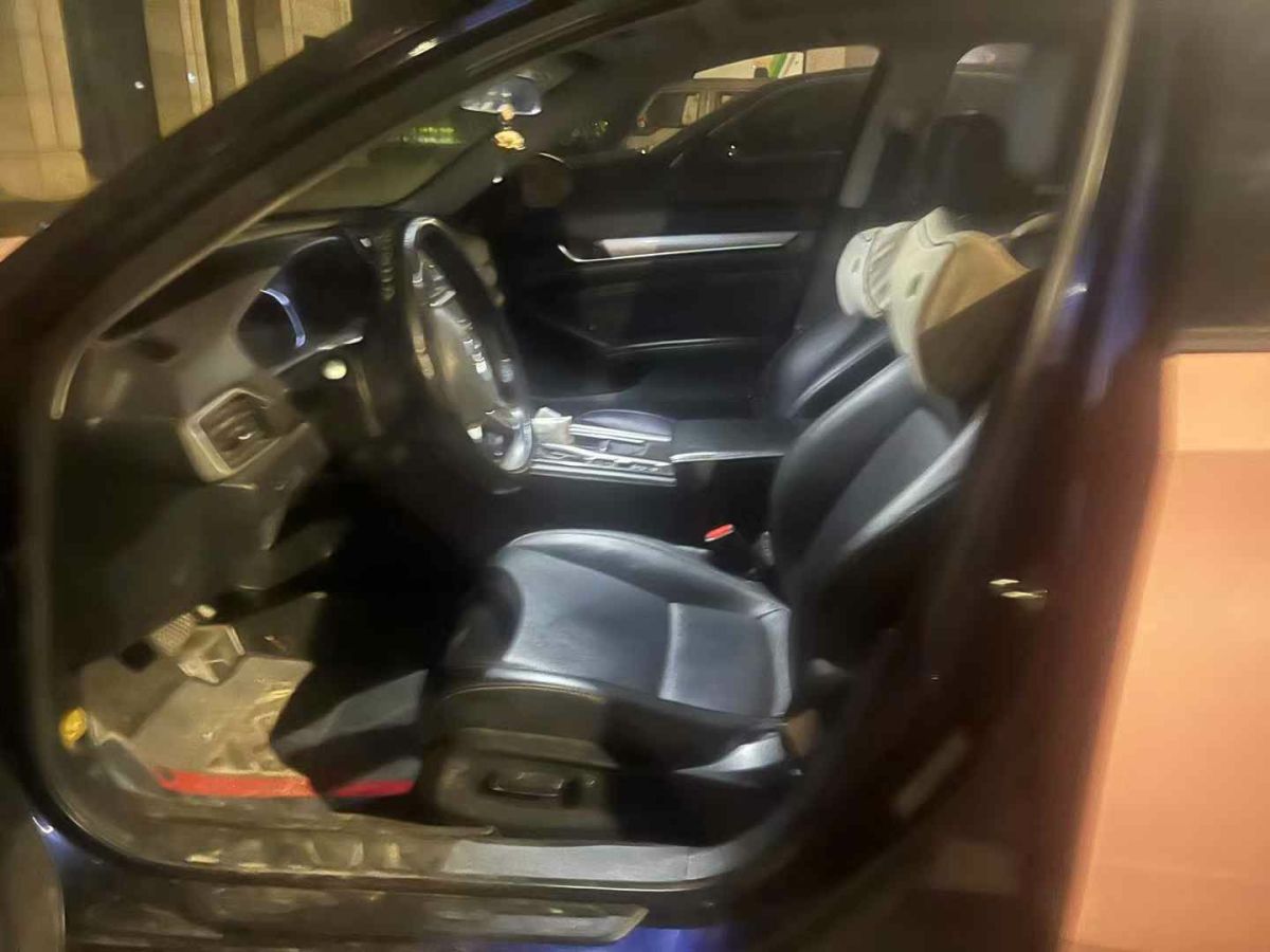 本田 CR-V  2019款 2.0L CVT兩驅銳混動凈致版圖片
