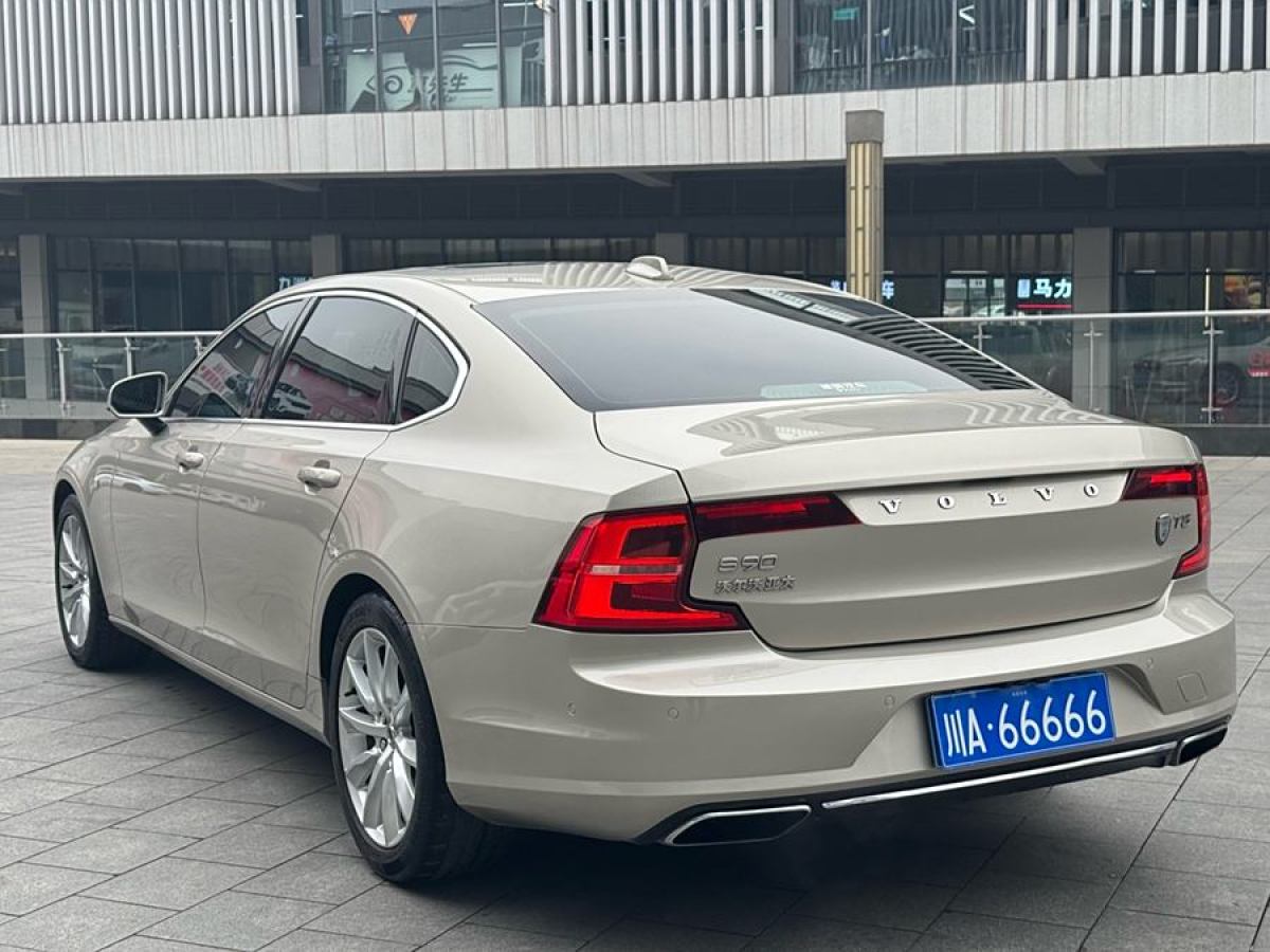 沃爾沃 S90  2018款 T5 智遠(yuǎn)版圖片