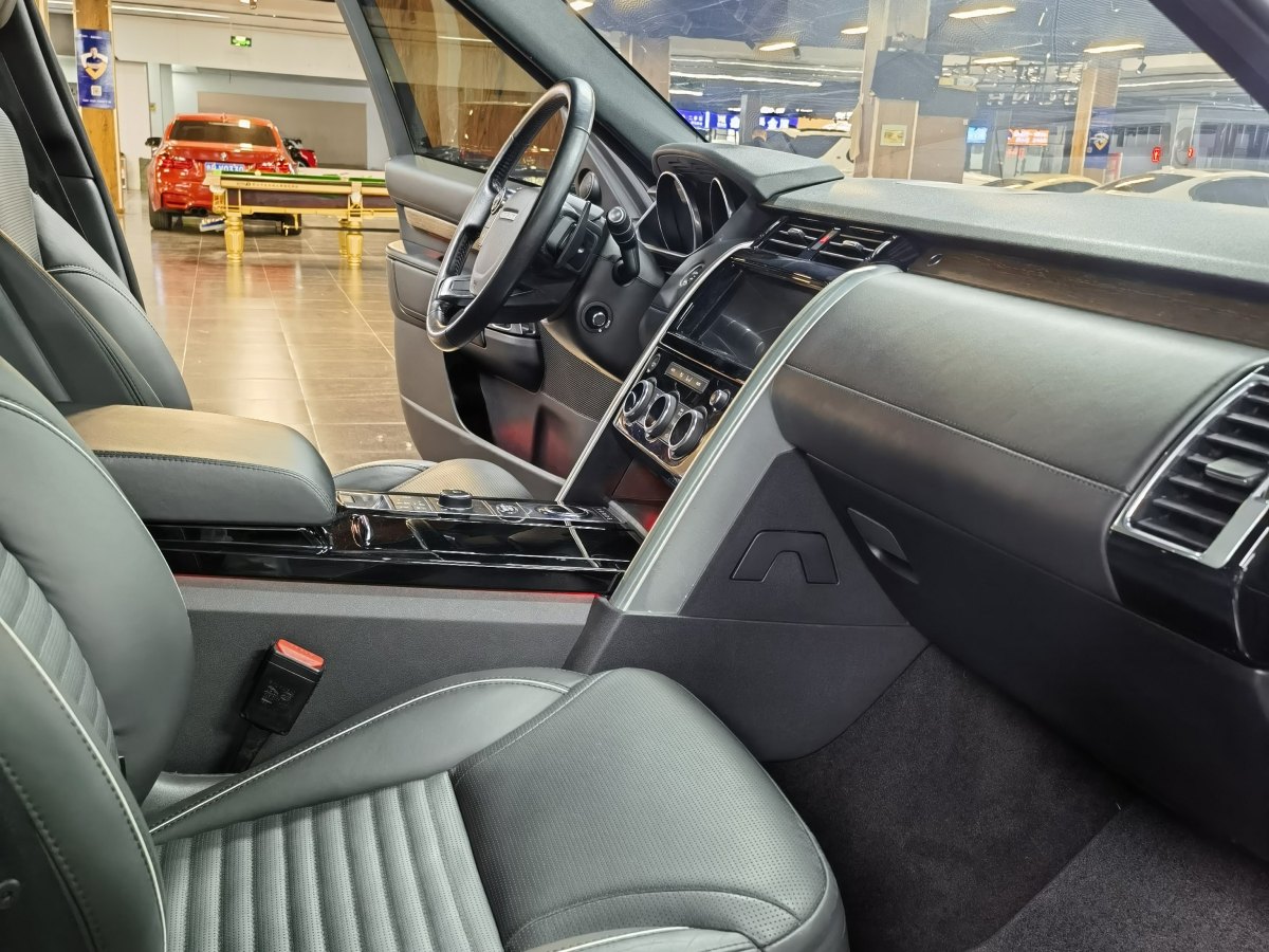 路虎 發(fā)現(xiàn)  2016款 3.0 V6 SC HSE Luxury圖片