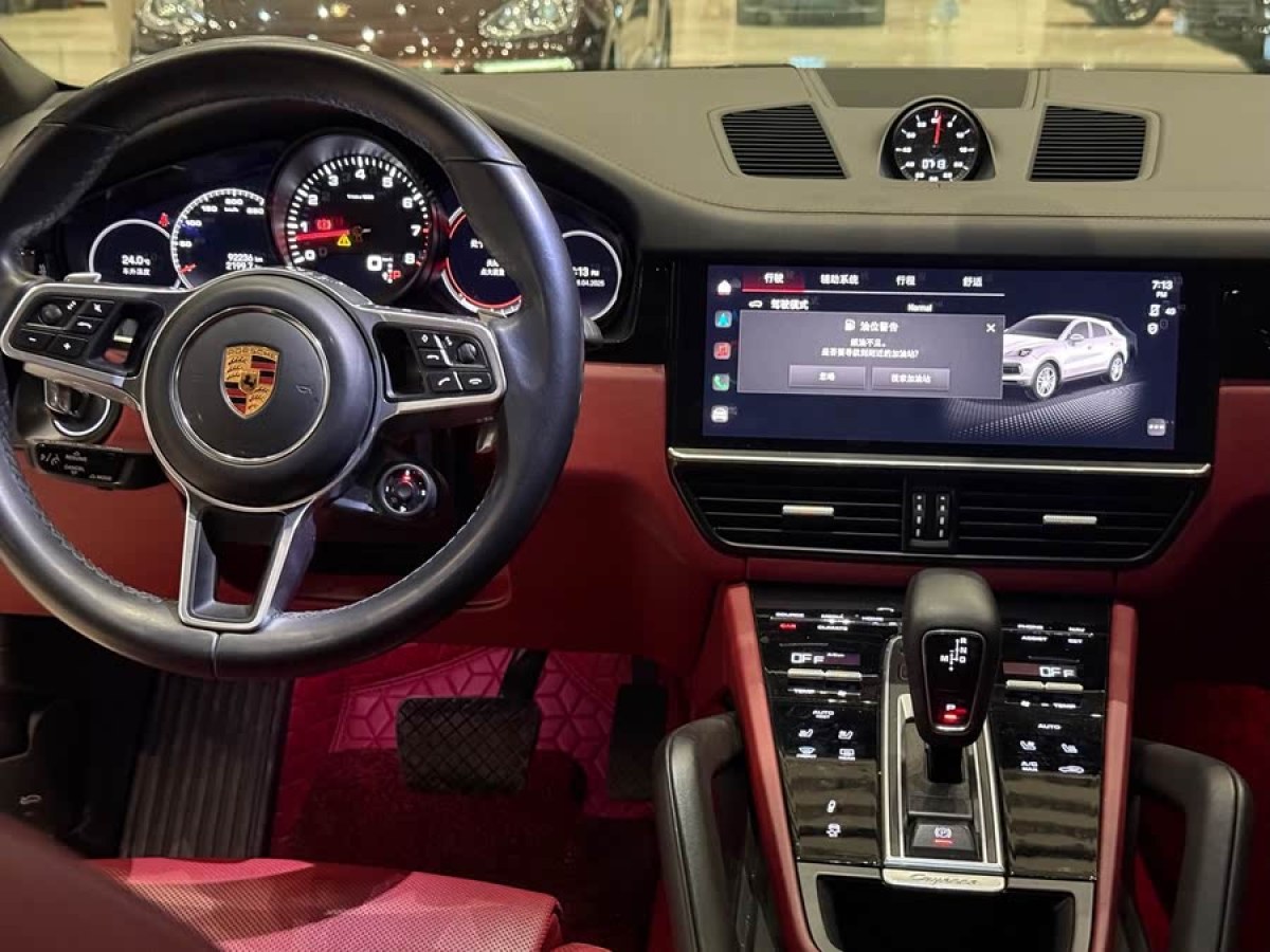 保時(shí)捷 Cayenne  2022款 Cayenne Coupé 3.0T 鉑金版圖片