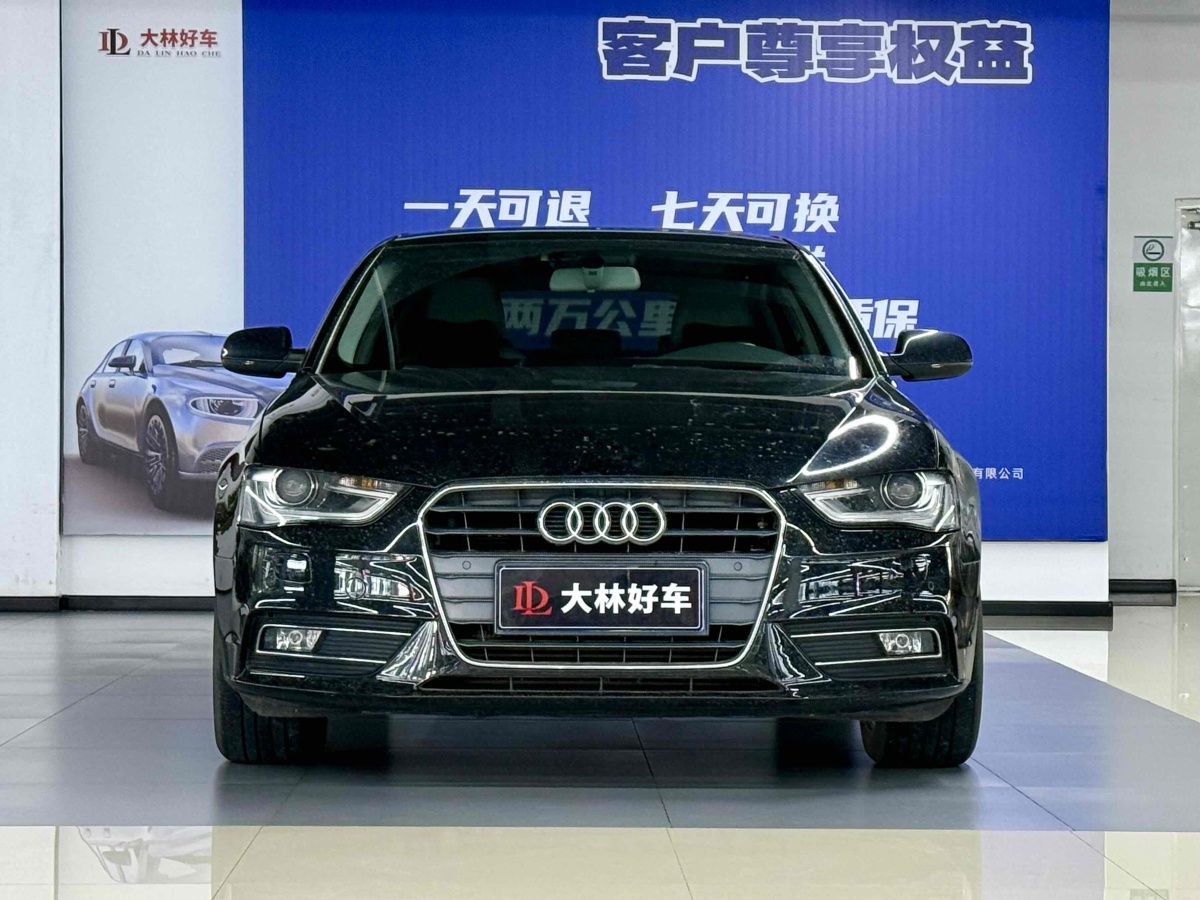 2015年1月奧迪 奧迪A4L  2015款 35 TFSI 自動標(biāo)準(zhǔn)型