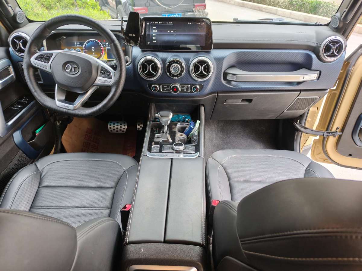 北京 BJ40  2019款  2.3T 自動(dòng)四驅(qū)環(huán)塔冠軍版 國(guó)VI圖片