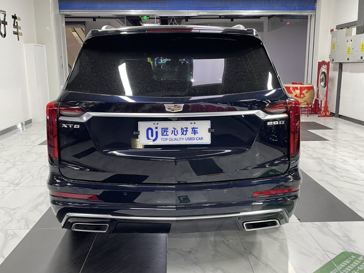 凱迪拉克 XT6  2021款 2.0T 七座兩驅(qū)豪華型圖片