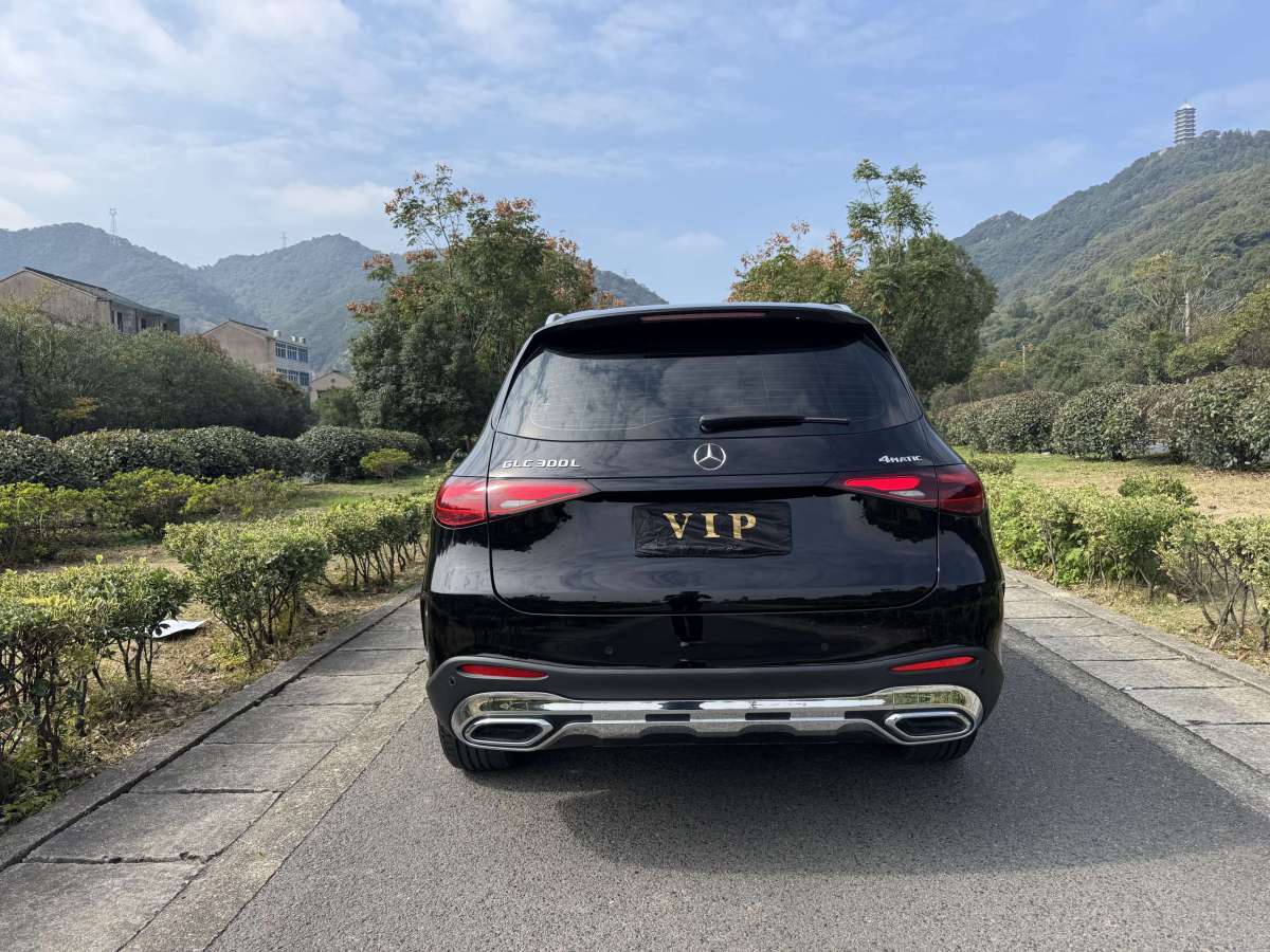 奔馳 奔馳GLC  2023款 改款 GLC 300 L 4MATIC 動感型 5座圖片