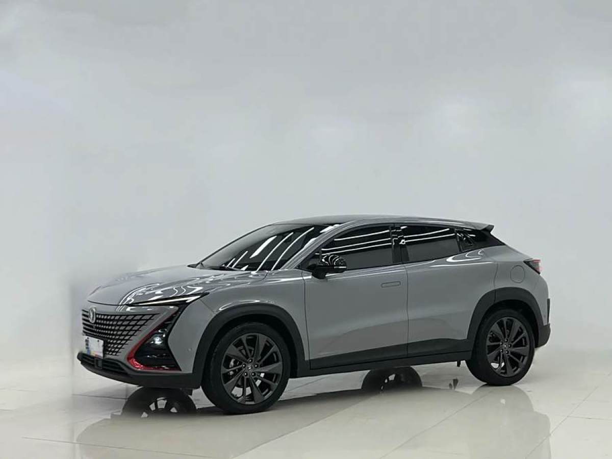 長(zhǎng)安 UNI-T  2021款 1.5T 卓越型圖片