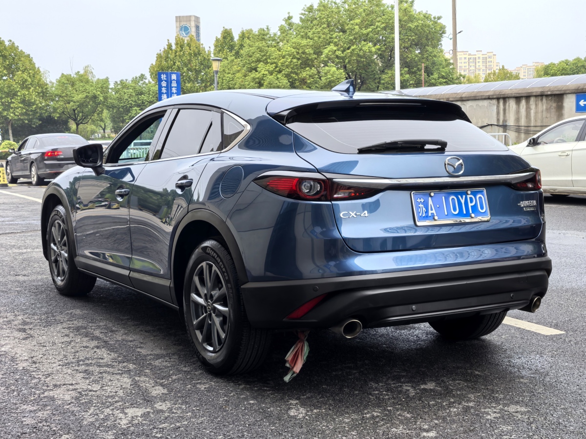 馬自達 CX-4  2021款 2.0L 自動兩驅(qū)藍天品位版圖片