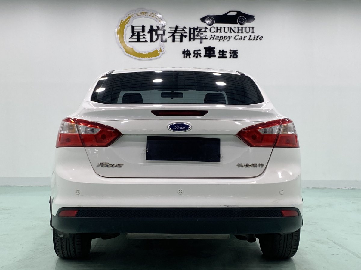 福特 ?？怂? 2012款 三廂 1.6L 自動風尚型圖片