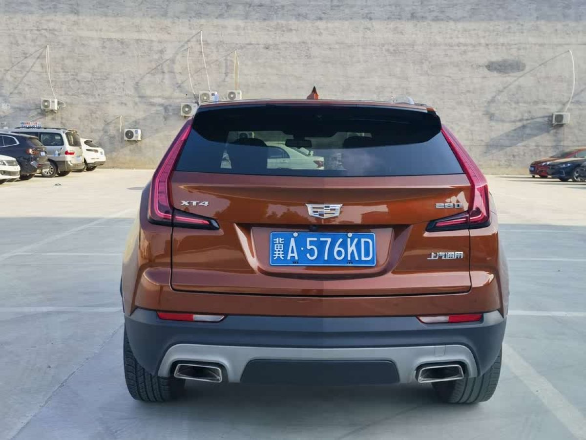 凱迪拉克 XT4  2018款 28T 兩驅(qū)領(lǐng)先型圖片