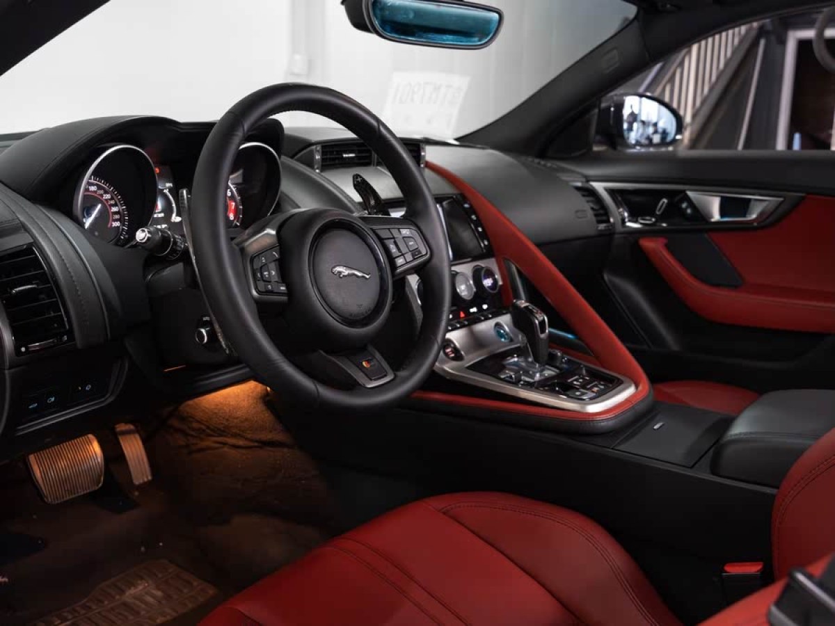 捷豹 F-TYPE  2016款 3.0T 硬頂版圖片
