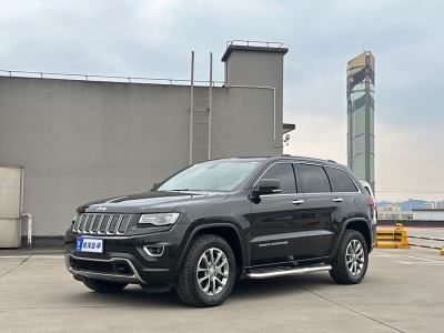 2016年1月 Jeep 大切諾基(進口) 3.0TD 柴油 舒享導(dǎo)航版圖片