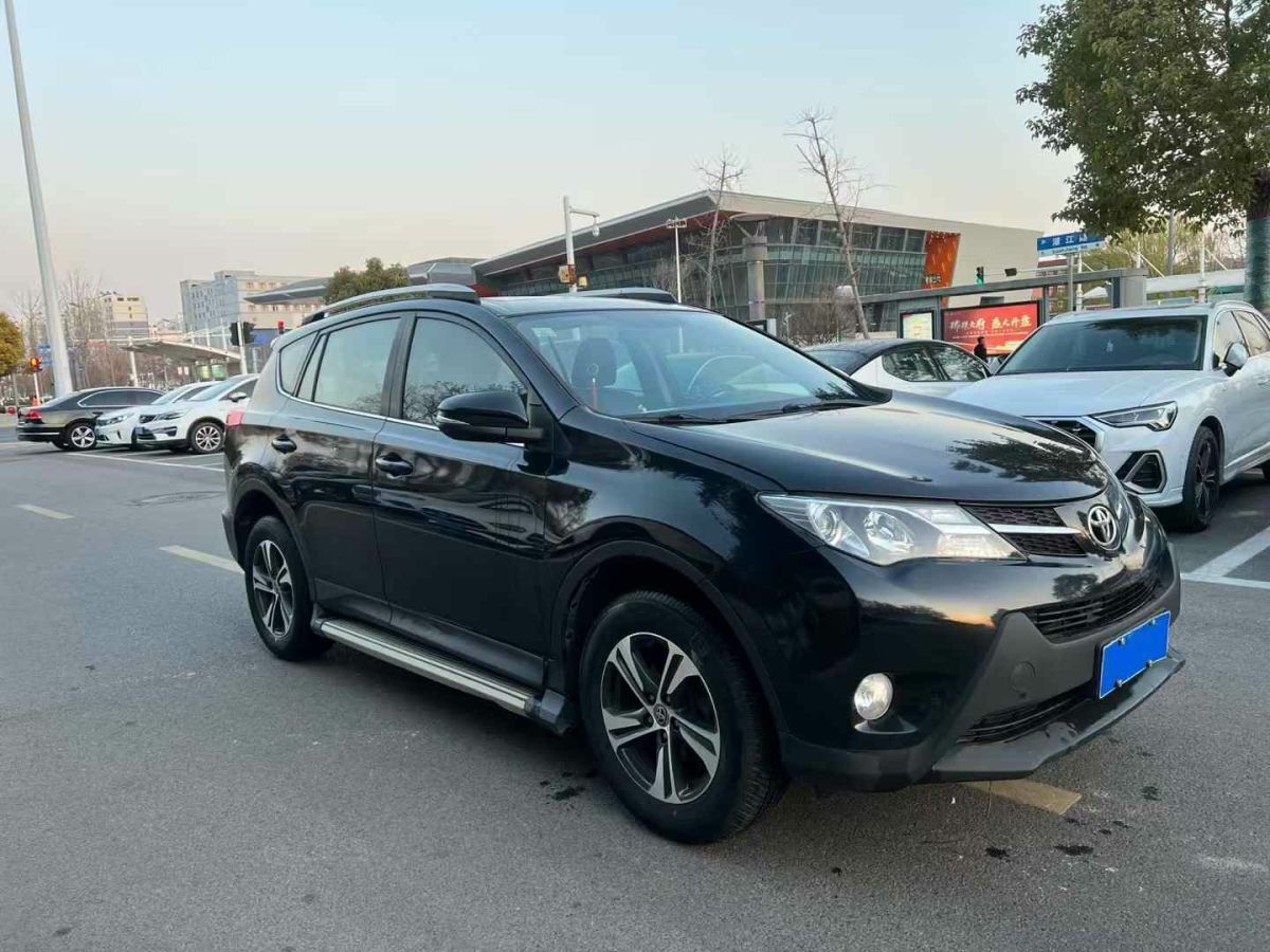 豐田 RAV4  2015款 2.0 兩驅(qū)風(fēng)尚版圖片