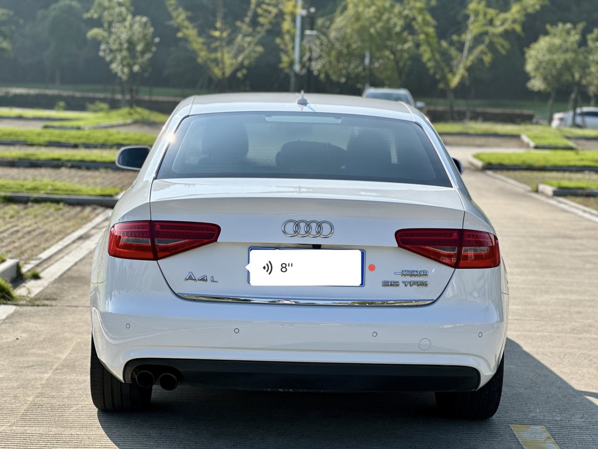 2014年1月奧迪 奧迪A4L  2013款 35 TFSI 自動技術(shù)型