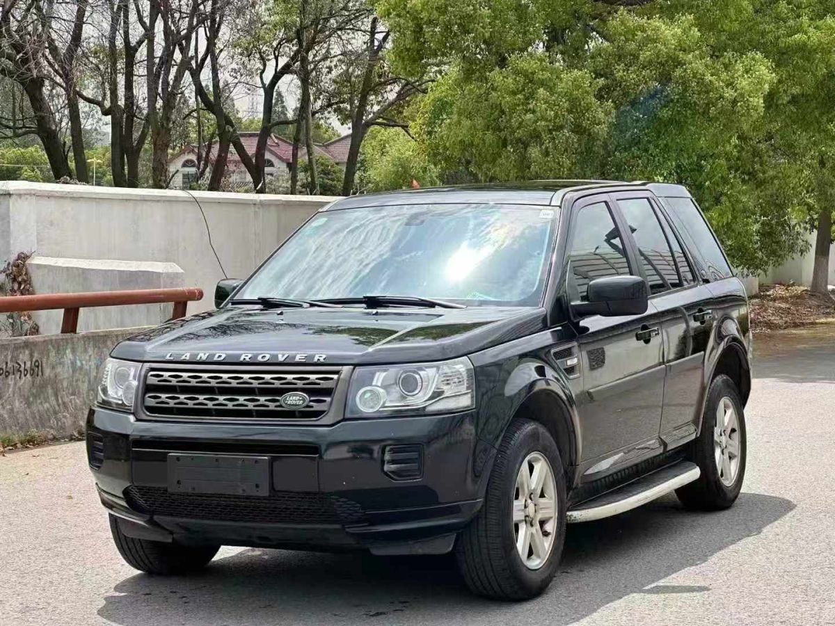 路虎 發(fā)現(xiàn)  2014款 4 3.0T SDV6 HSE圖片
