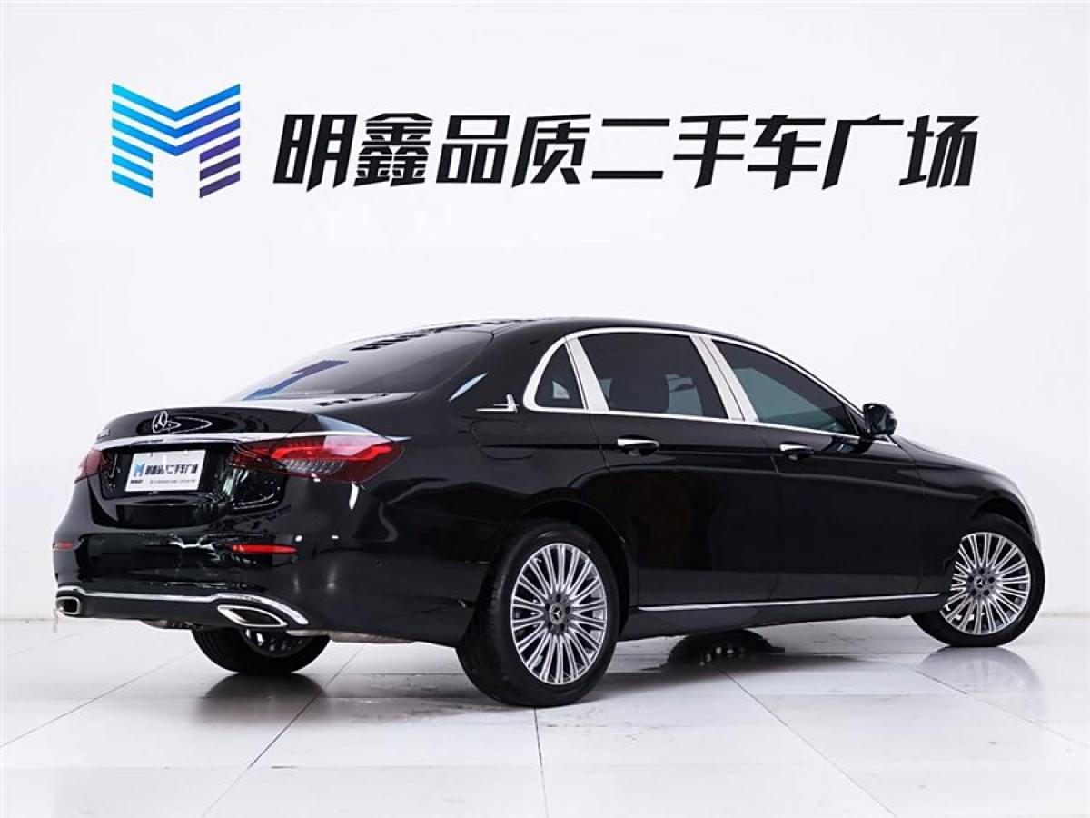 奔馳 奔馳E級  2023款 改款 E 300 L 時尚型圖片