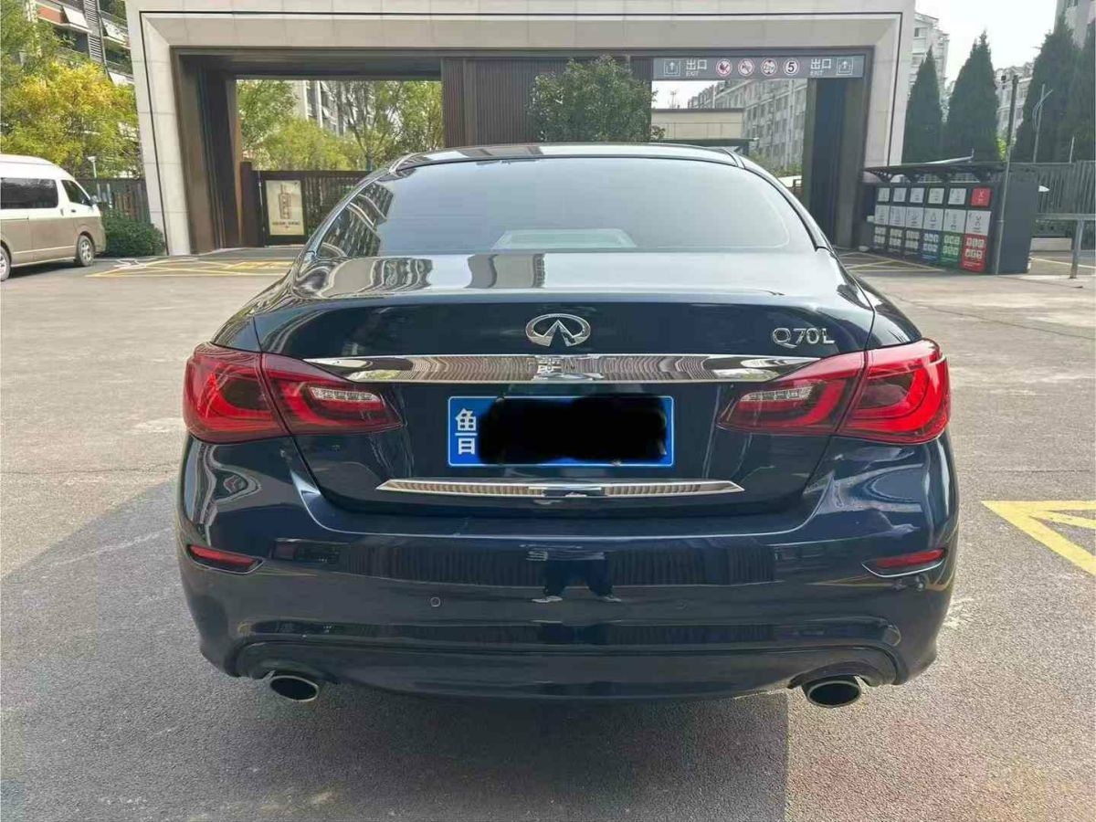 2015年1月英菲尼迪 Q50L  2015款 2.0T 悅享版