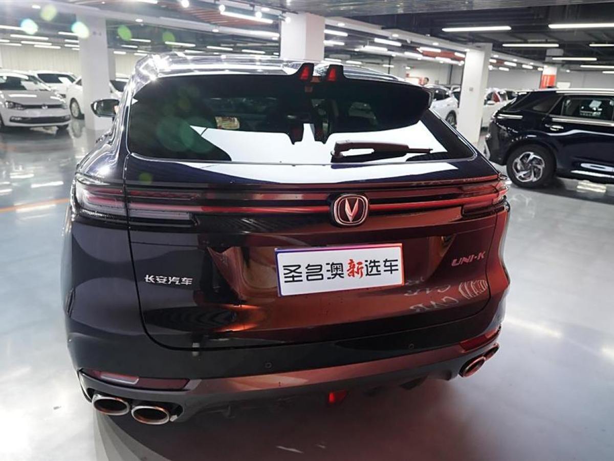 長(zhǎng)安 長(zhǎng)安UNI-K  2021款 2.0T 尊貴型圖片