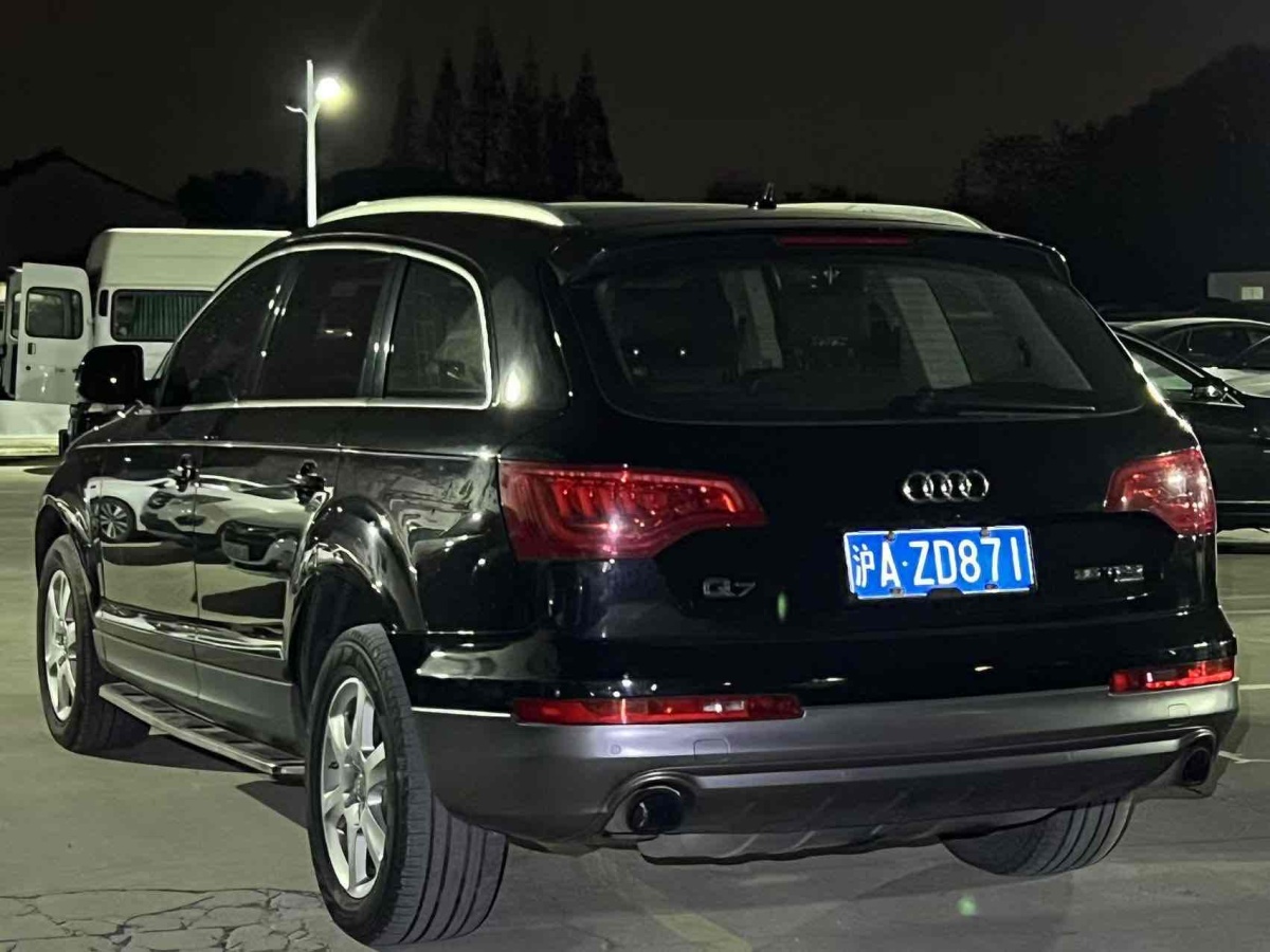 奧迪 奧迪Q7  2015款 35 TFSI 進(jìn)取型圖片