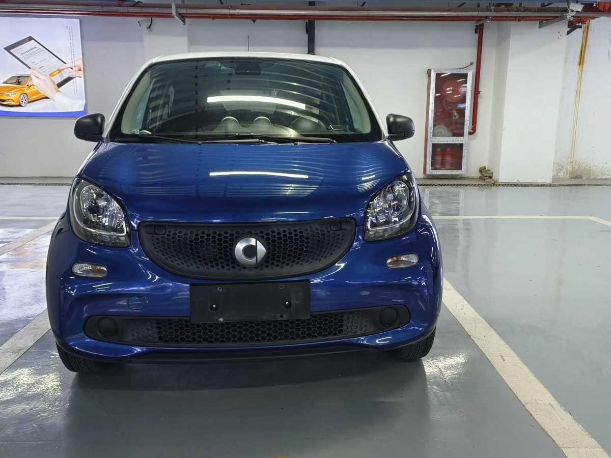 smart forfour  2016款 1.0L 52千瓦靈動(dòng)版圖片