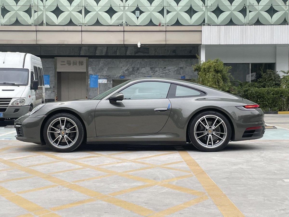 保時(shí)捷 911  2022款 Carrera 3.0T圖片