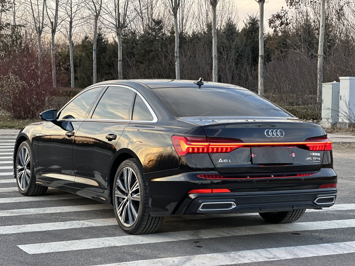 奧迪 奧迪A6L  2021款 45 TFSI quattro 臻選動感型圖片