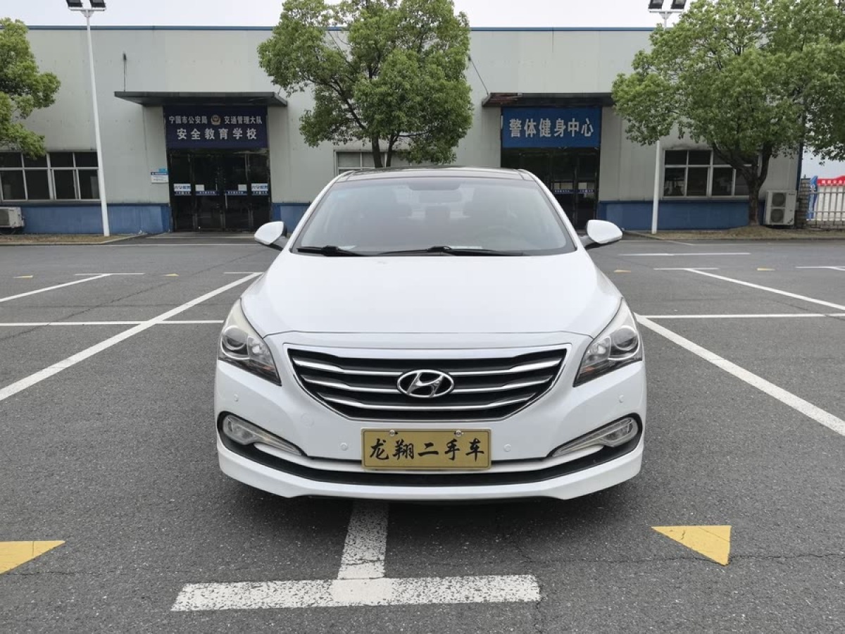 現(xiàn)代 名圖  2016款 1.8L 自動(dòng)智能型GLS圖片