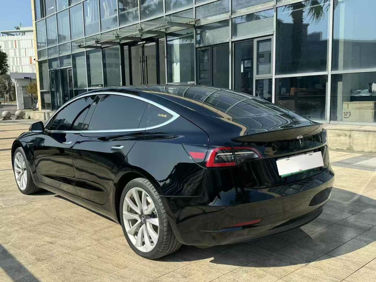 特斯拉 Model S  2021款 Plaid Plus 版圖片