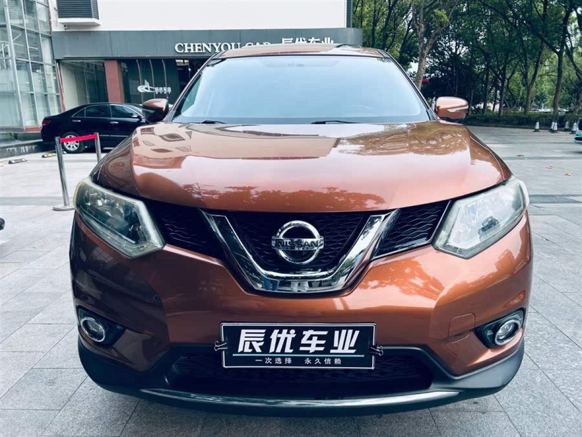 日產(chǎn) 奇駿  2015款 2.0L CVT舒適MAX版 2WD圖片