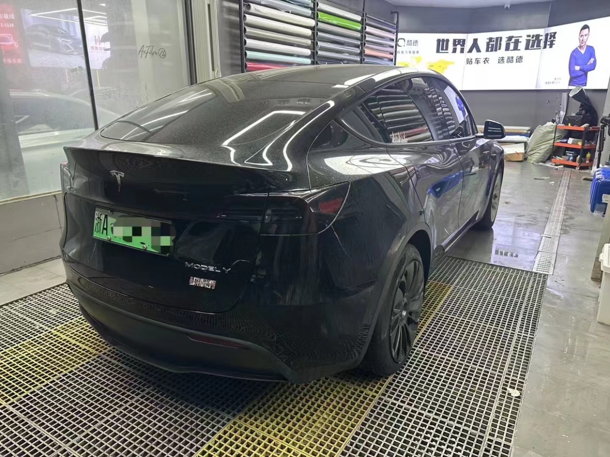 2021年12月特斯拉 Model 3  2021款 長續(xù)航全輪驅(qū)動版