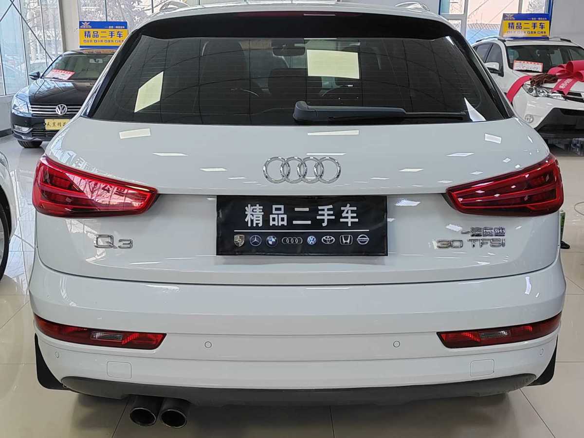 奧迪 奧迪Q3  2016款 30 TFSI 風(fēng)尚型圖片