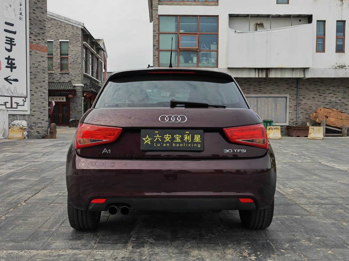 2014年1月奧迪 奧迪A1  2014款 30 TFSI Sportback時(shí)尚型