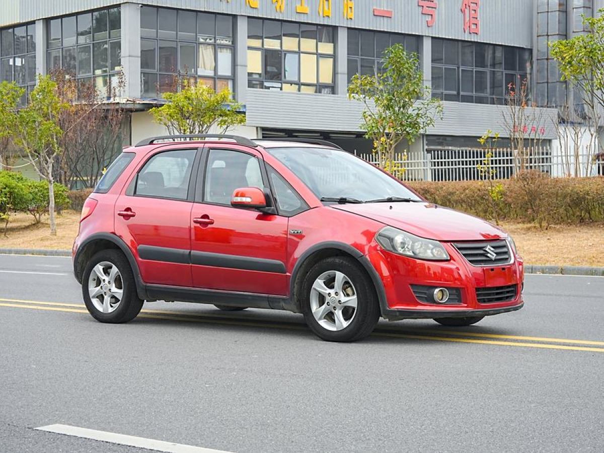 鈴木 天語  2011款 SX4 1.6L 手動兩廂運(yùn)動型圖片