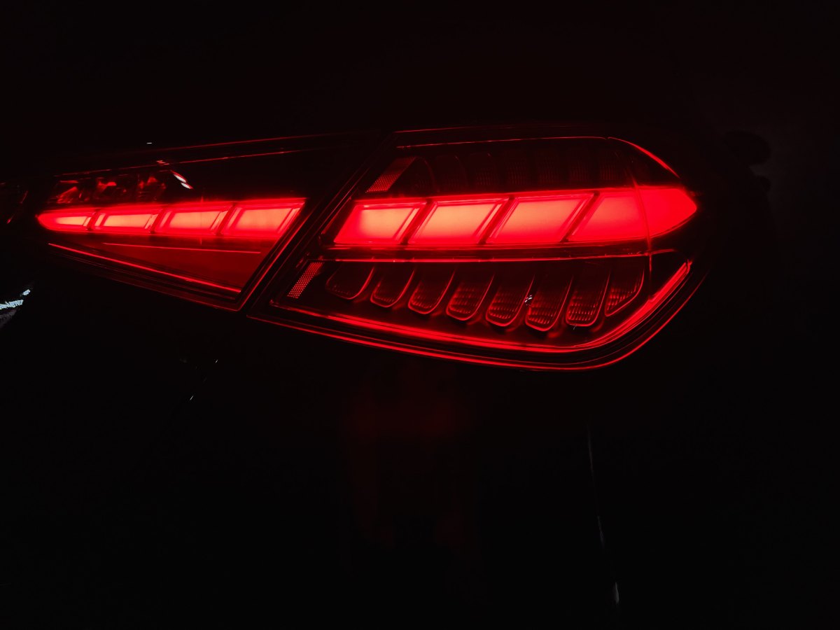 奔驰 奔驰C级  2022款 改款 C 200 L 运动版图片