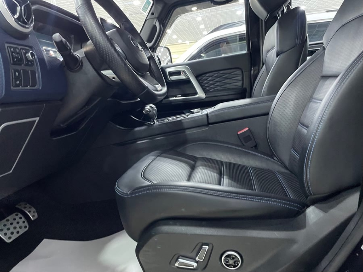 北京 BJ40  2019款  PLUS 2.3T 自動(dòng)四驅(qū)尊享版 國(guó)VI圖片