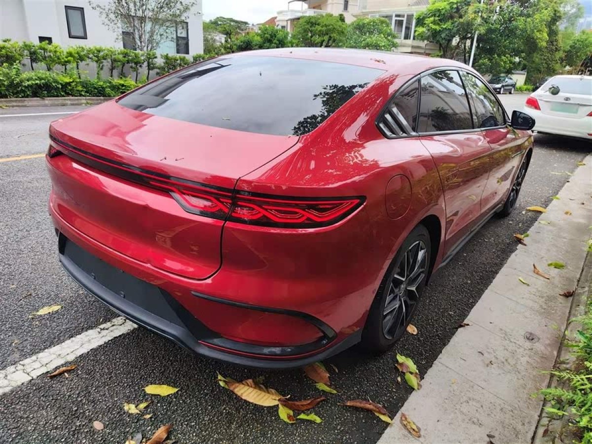 比亞迪 漢  2022款 EV 創(chuàng)世版 610KM四驅(qū)尊享型圖片