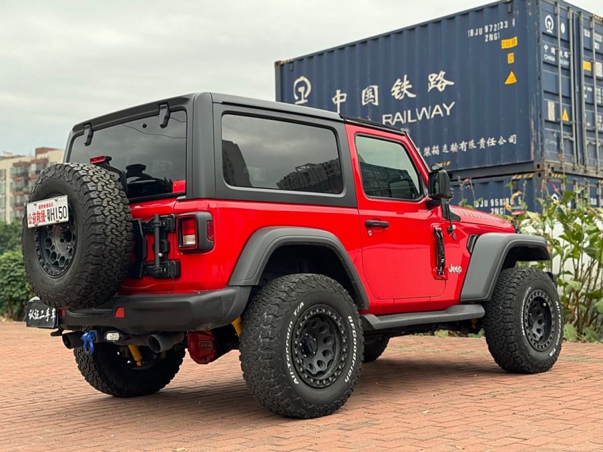 Jeep 牧馬人  2019款 2.0T Sahara 兩門版 國VI圖片