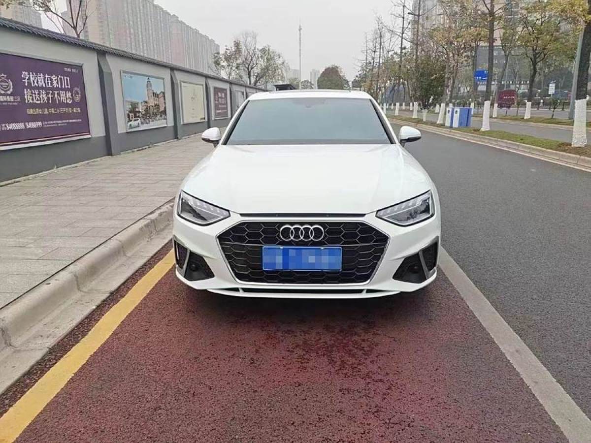 奧迪 奧迪A4L  2022款 40 TFSI 豪華動感型圖片