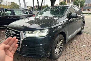 奧迪Q7 奧迪 40 TFSI 舒適型