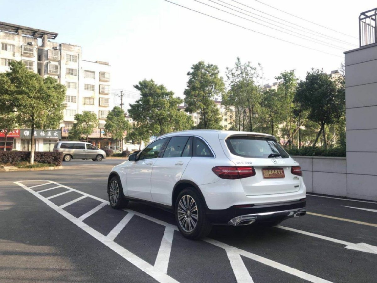 2016年4月奔馳 奔馳GLC  2016款 GLC 260 4MATIC 豪華型