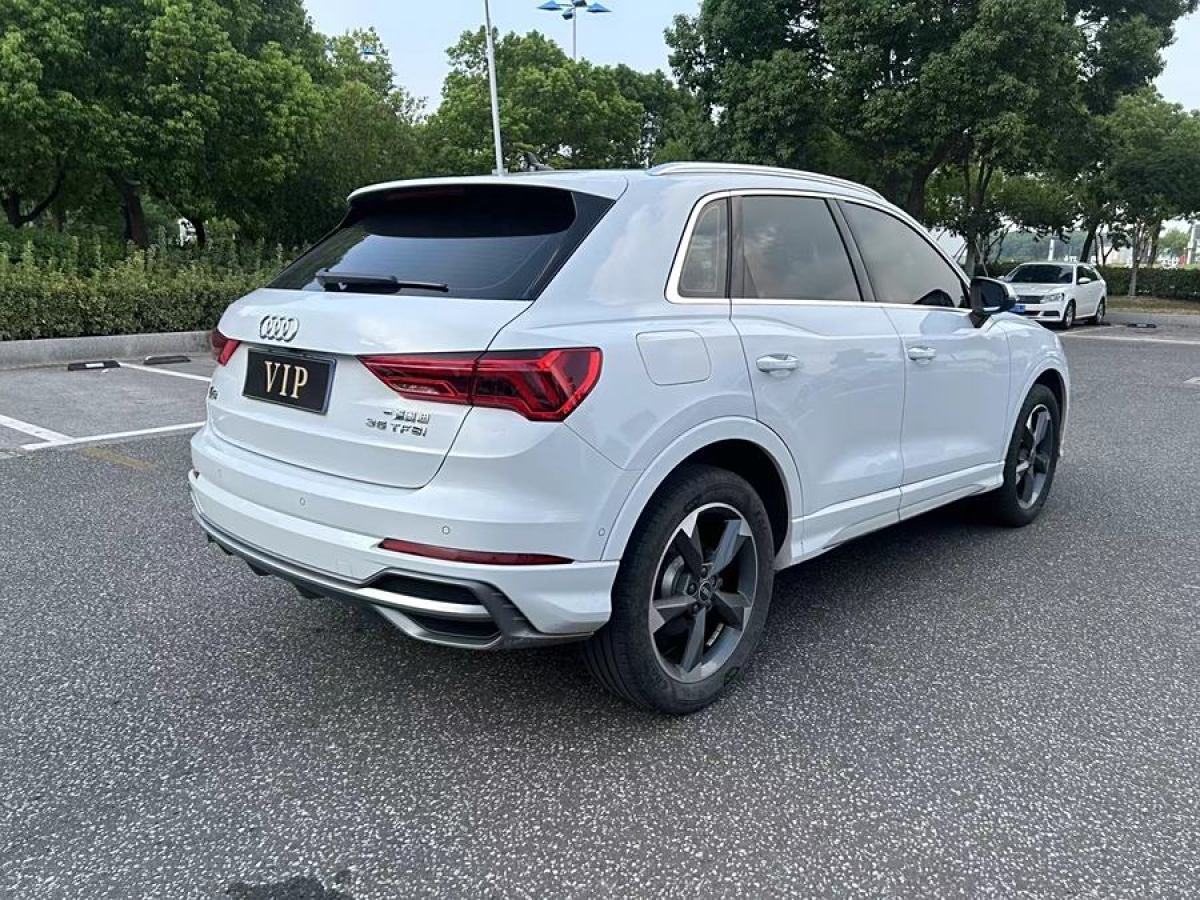 奧迪 奧迪Q3  2021款 35 TFSI 進(jìn)取致雅型圖片