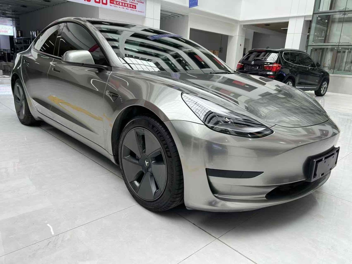 特斯拉 Model 3  2022款 改款 后輪驅(qū)動(dòng)版圖片