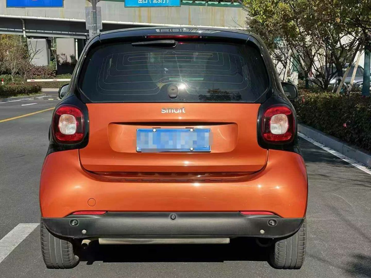 smart fortwo 圖片