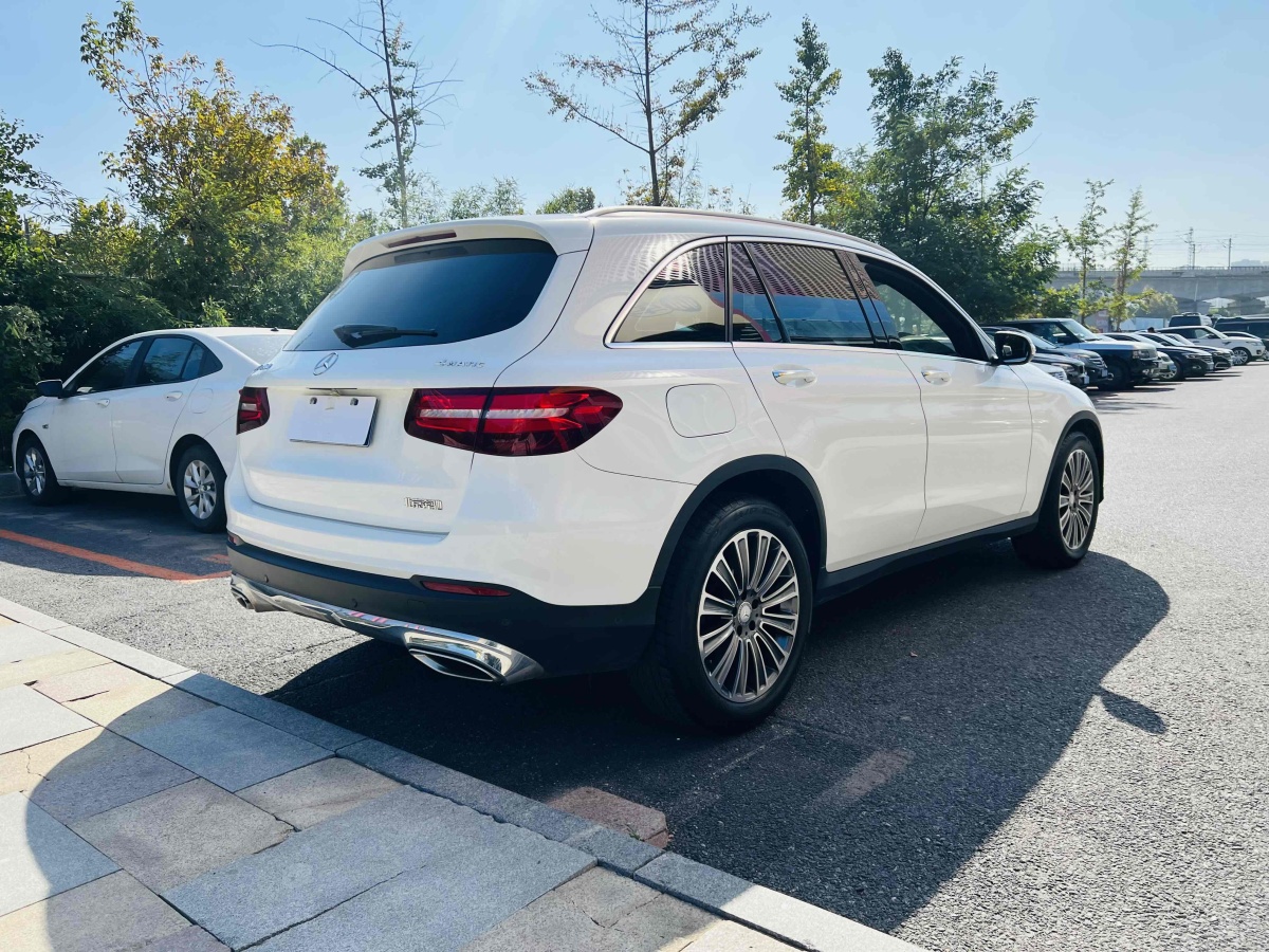 奔馳 奔馳GLC  2016款 GLC 260 4MATIC 動(dòng)感型圖片