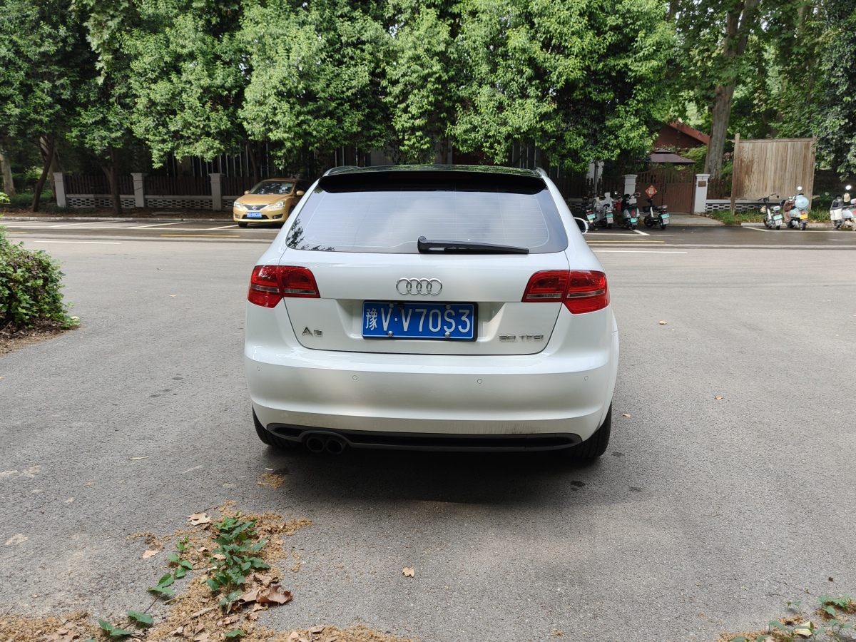 奧迪 奧迪A3  2014款 Sportback 40 TFSI S line 豪華型圖片