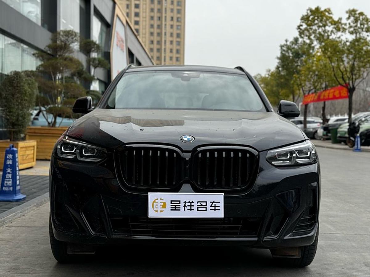 2024年1月寶馬 寶馬X3  2022款 改款 xDrive30i 領(lǐng)先型 M曜夜套裝