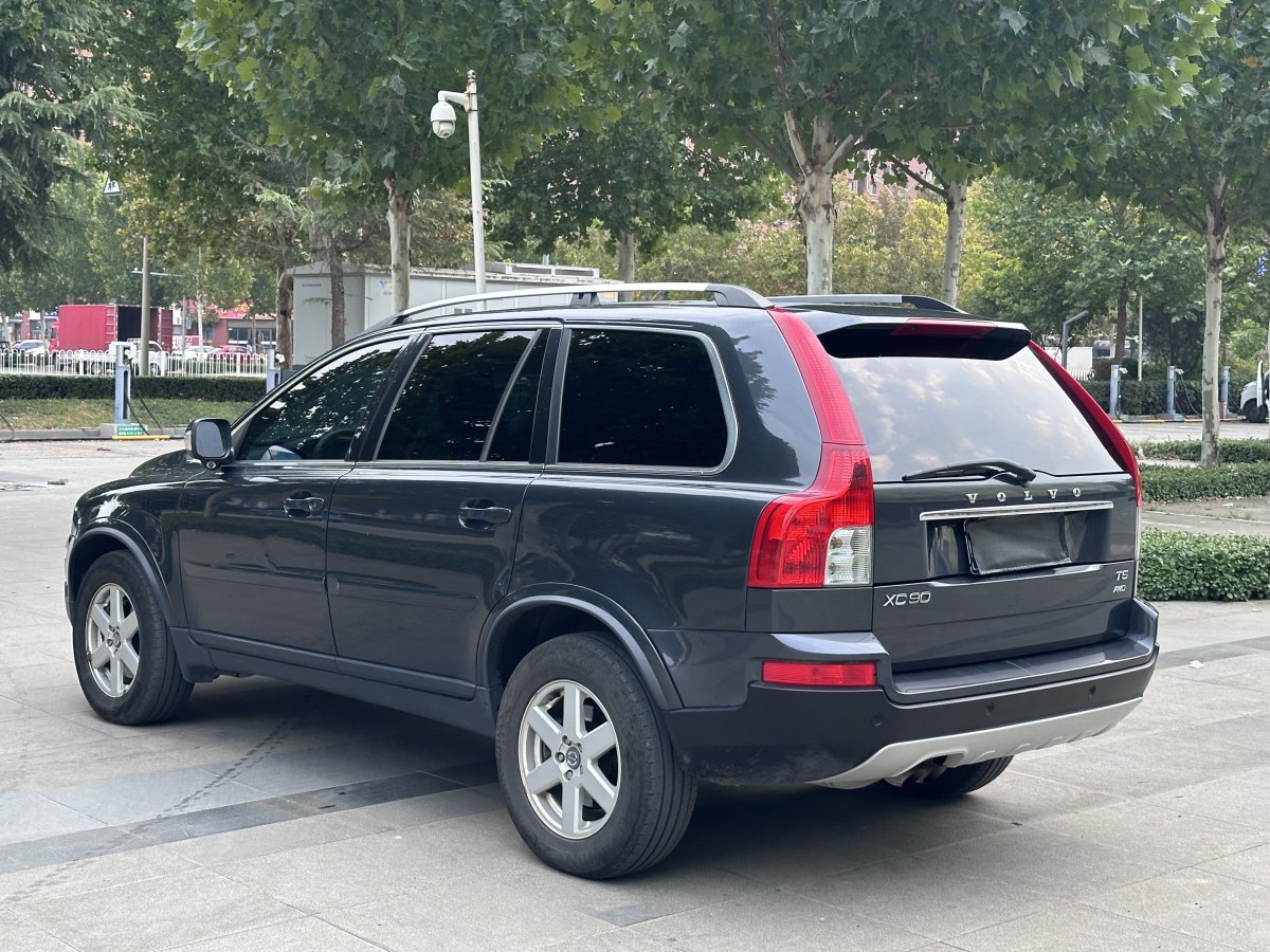 2011年6月沃爾沃 XC90  2011款 2.5T AWD