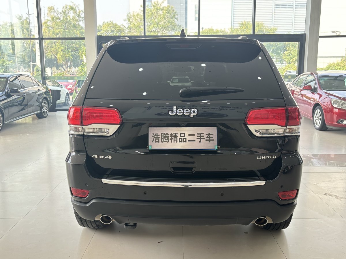 2014年4月Jeep 大切諾基  2014款 3.0L 舒享導(dǎo)航版