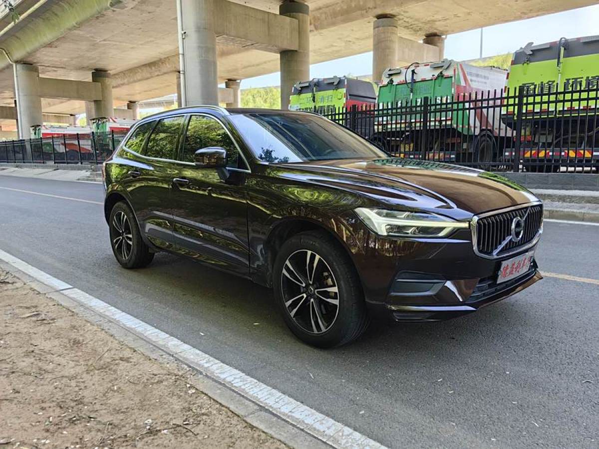 沃爾沃 XC60  2019款  T5 四驅(qū)智遠(yuǎn)版 國(guó)VI圖片