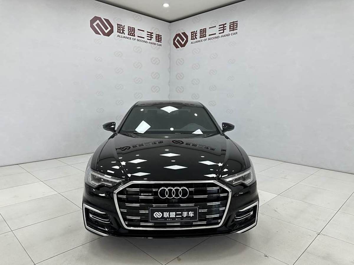 奧迪 奧迪A6L  2023款 改款 45 TFSI quattro 臻選動(dòng)感型圖片