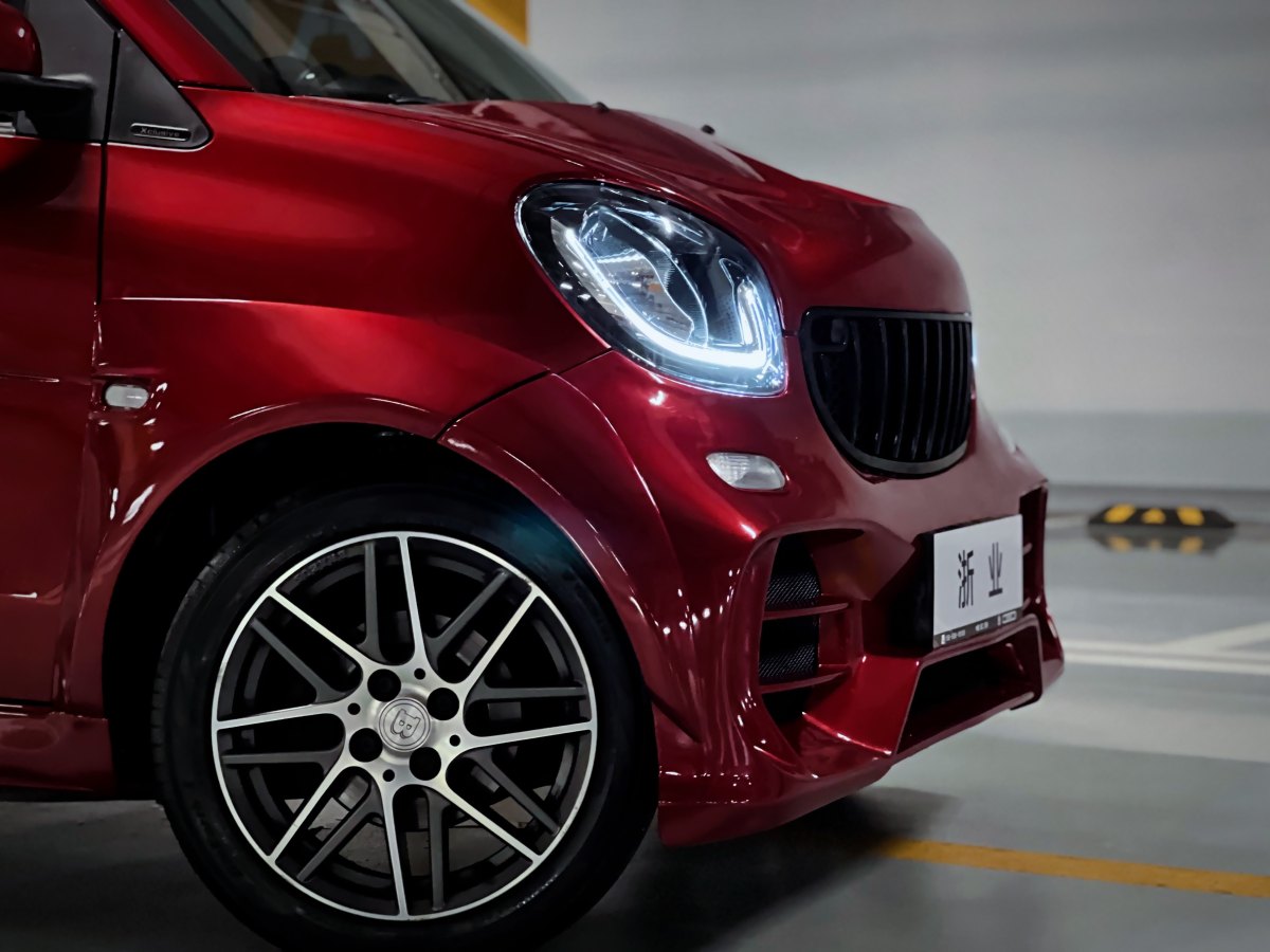 巴博斯 smart fortwo  2018款 0.9T 硬頂BRABUS Xclusive圖片